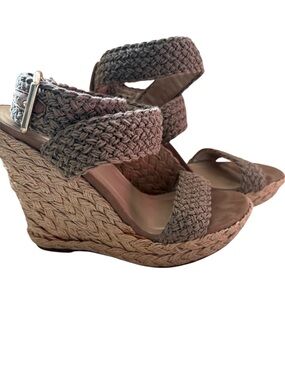 Stuart Weitzman Alex Wedge Jennifer Aniston Wedge Sandals 6.5